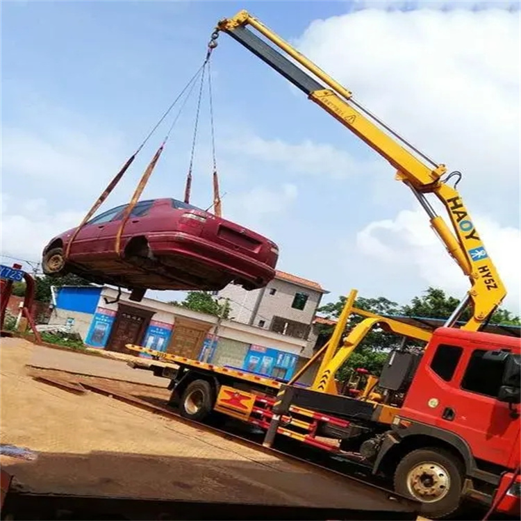 开福吊车救援小汽车怎么吊