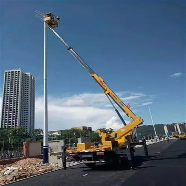 开福维修路灯的曲臂升降车出租