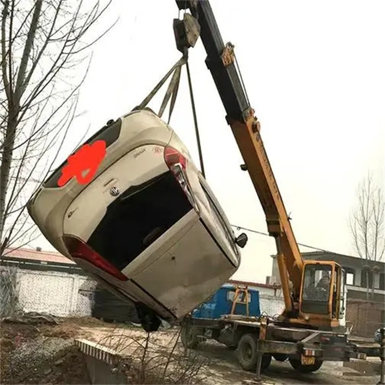 开福随时待命，吊车24小时道路救援服务全解析